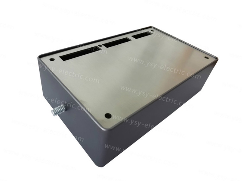 metal enclosure (2)